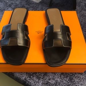 Hermes Oran sandal